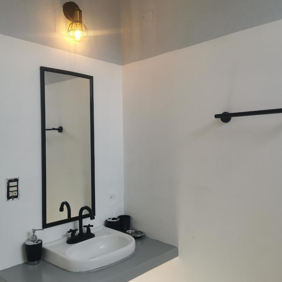 Large And Comfy Apartment, Near Dt And Principal Beach! Zihuatanejo Extérieur photo